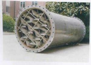 靜態(tài)混合器的混合過(guò)程是由一系列安裝在空心管道中的不同規(guī)格的混合單元進(jìn)行的。在混合單元的作用下，流體時(shí)而左旋，時(shí)而右旋，不斷改變流動(dòng)方向，不僅將中心液流推向周邊，而且將周邊-上?；ぱ芯吭?><div   id=